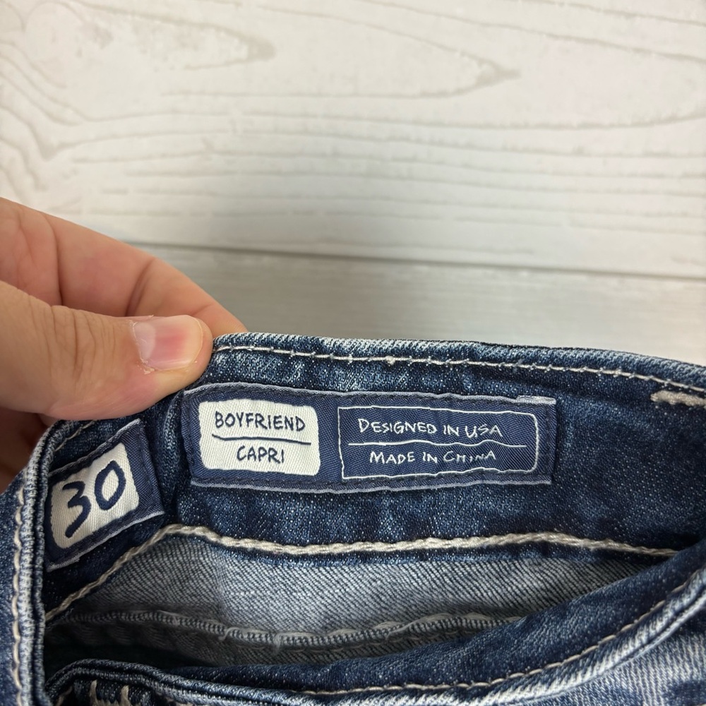 Miss Me Denim Boyfriend Capris Distressed Size 30 - Picture 13 of 15
